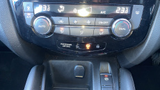 Nissan Qashqai 1.3 DiG-T Acenta Premium 5dr Petrol Hatchback